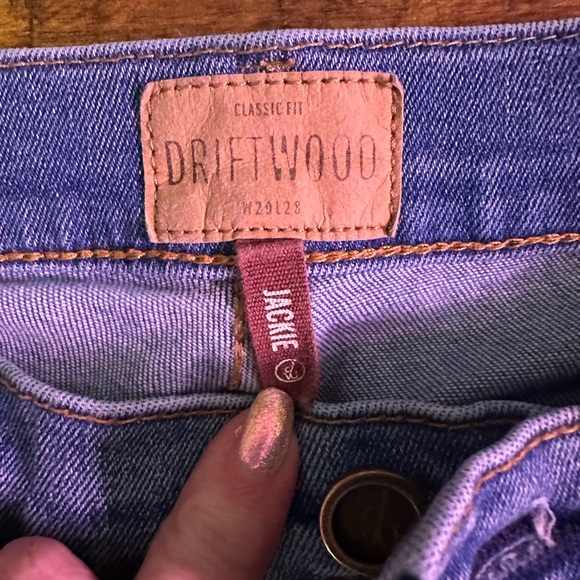 Driftwood Jackie Jeans with embroidered flowers Size 29 - Picture 5 of 6